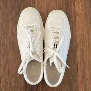 Rothy's The Lace Up Sneaker